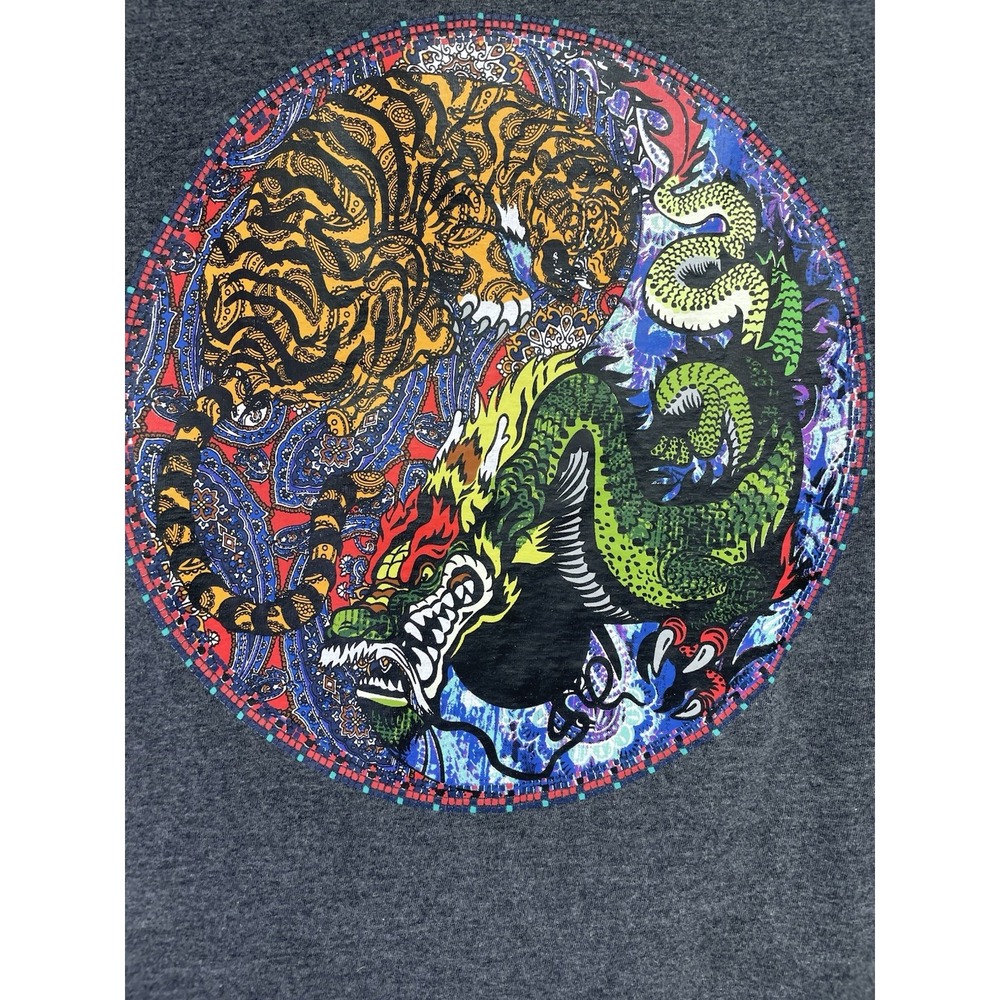Robert Graham Sz Medium Grey Tiger&Snake Graphic Tee Shirt (R46) - Picture 3 of 5